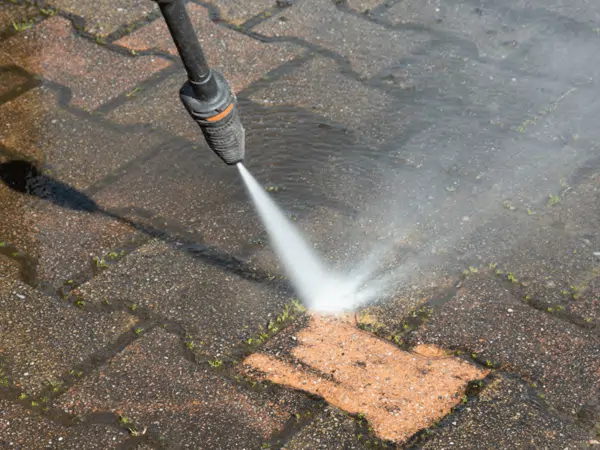 PRESSURE WASHER - DOMUS Maintenance Ltd